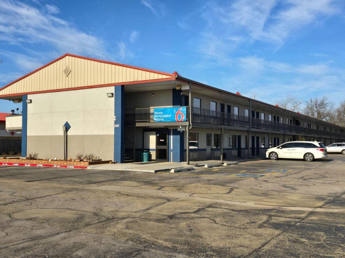 6 Oklahoma Ok Frontier Hotel
